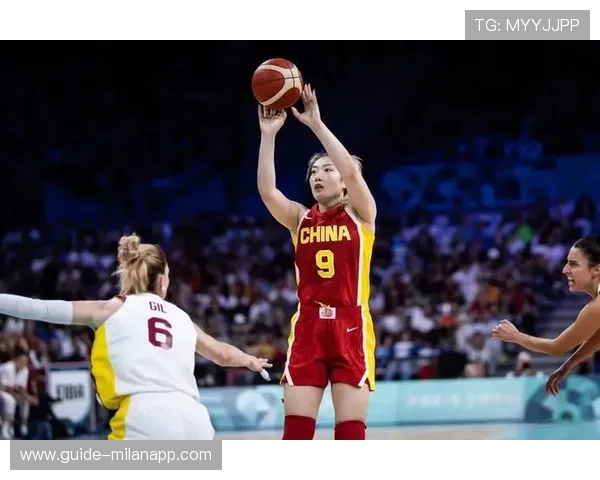女篮姑娘展现最美的中国力量，女篮漂亮