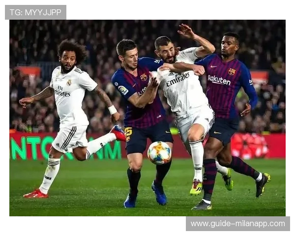 巴萨在训练中强化中场防守站位，避免被反击打穿